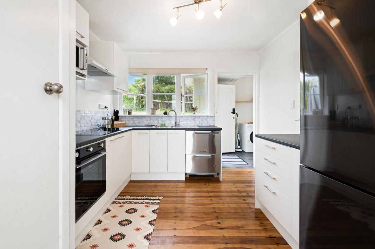 Lake, Mountain View Cottage ロトルア エクステリア 写真